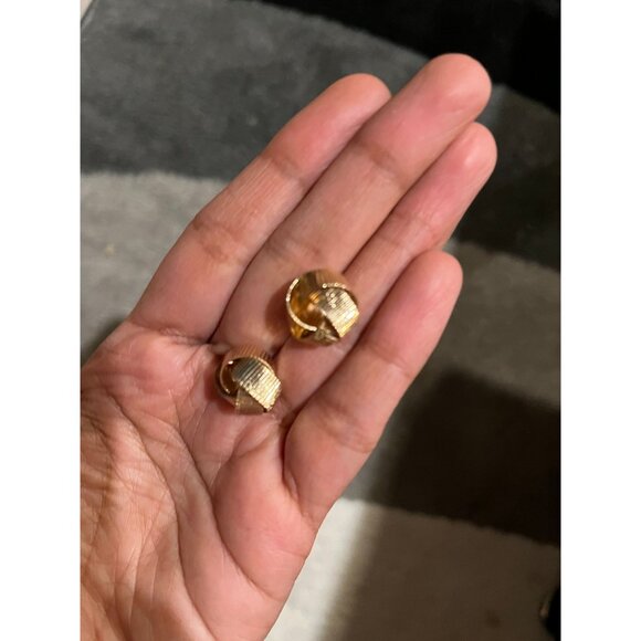 gold earring gold studs metal earring gold knot bow earrings abstract chunky big - Picture 2 of 7